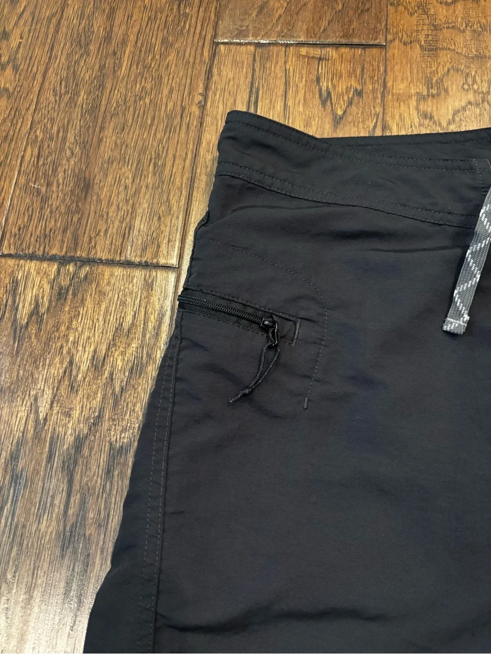 Men’s Patagonia Wavefarer Board Shorts Size 36